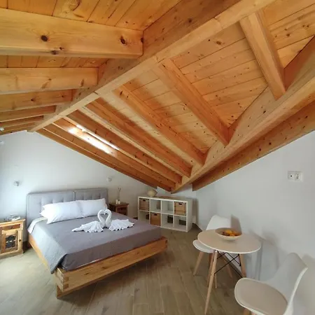Lägenhet Gordis Absolute Beachfront Apartment & Studio *